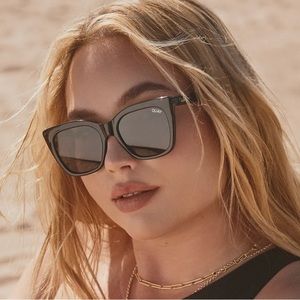 QUAY AUSTRALIA | TAG ME POLARIZED SUNGLASSES | Case and cleaning cloth included